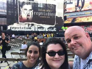 Taylor Swift Reputation Stadium Tour