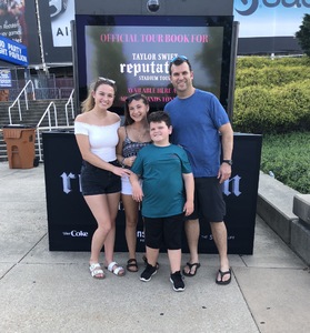 Taylor Swift Reputation Stadium Tour