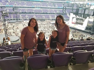 Taylor Swift Reputation Stadium Tour - Pop