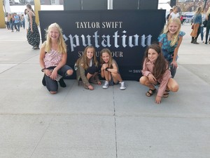 Taylor Swift Reputation Stadium Tour - Pop