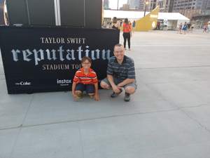 Taylor Swift Reputation Stadium Tour - Pop