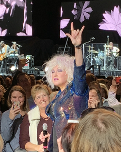 Rod Stewart W/ Special Guest Cyndi Lauper - Pop
