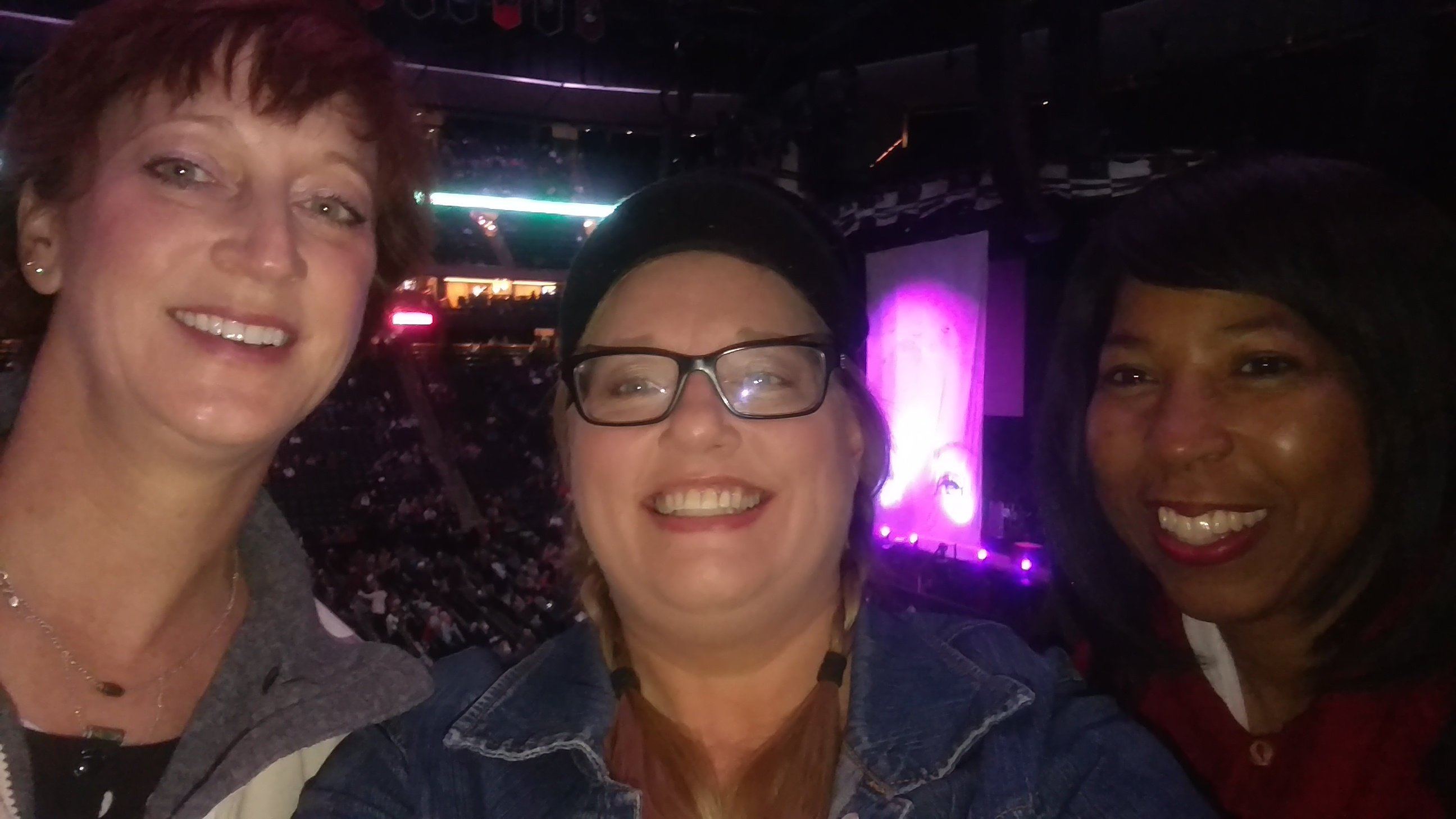 Rod Stewart W/ Special Guest Cyndi Lauper - Pop