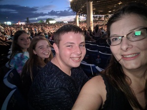 Lady Antebellum and Darius Rucker Summer Plays on Tour - Country