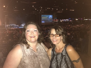 Lady Antebellum and Darius Rucker Summer Plays on Tour - Country