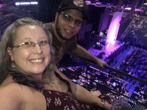 Rod Stewart & Cindi Lauper Live