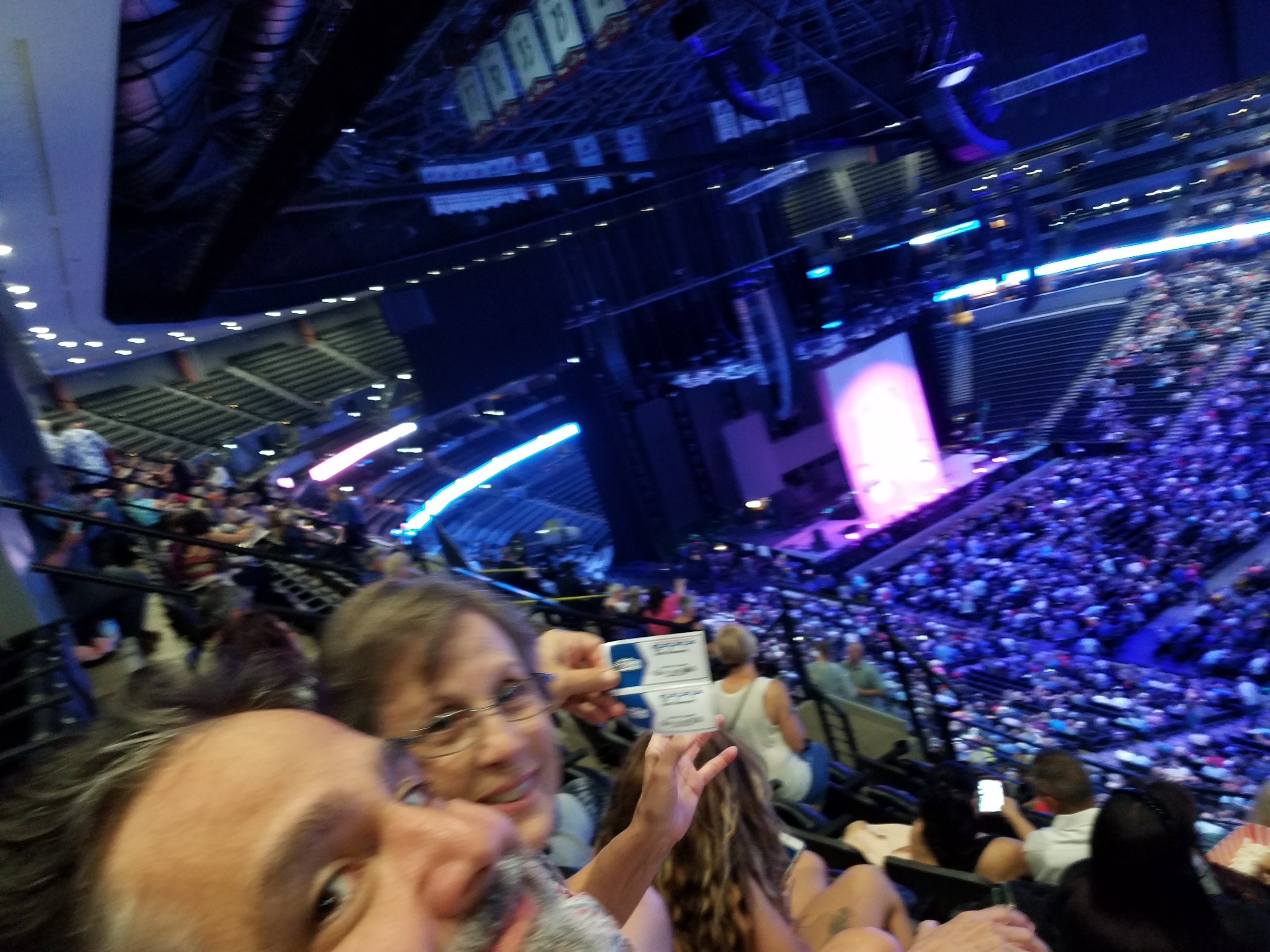 Rod Stewart & Cindi Lauper Live