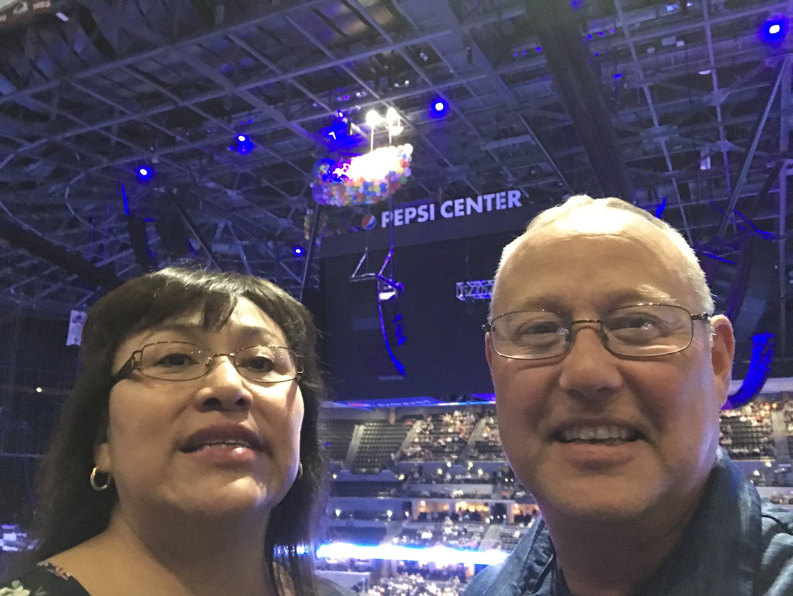 Rod Stewart & Cindi Lauper Live