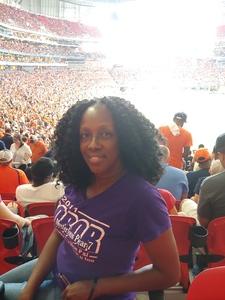 Washington Huskies vs. Auburn Tigers - Chick-fil-a Kickoff Game!