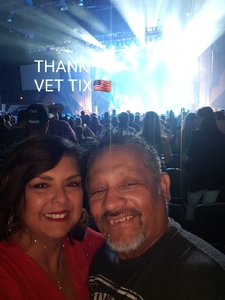 Easton Corbin - a Girl Like You Tour