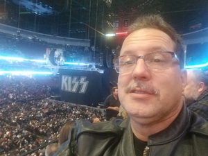 Kiss: End of the Road World Tour - Pop