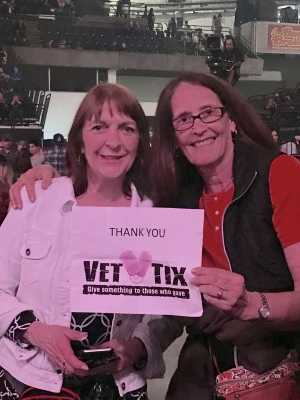 Carrie Underwood: the Cry Pretty Tour 360 - Country