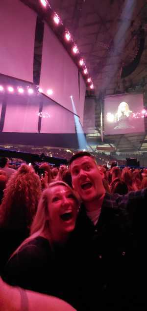 Carrie Underwood: the Cry Pretty Tour 360 - Country