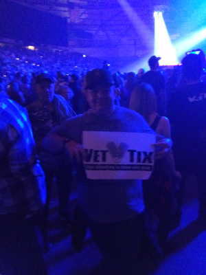 Carrie Underwood: the Cry Pretty Tour 360 - Country