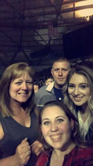 Carrie Underwood: the Cry Pretty Tour 360 - Country