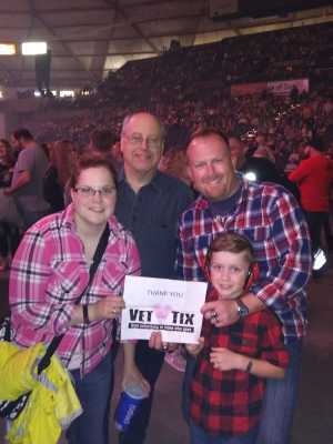 Carrie Underwood: the Cry Pretty Tour 360 - Country