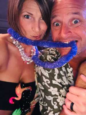 Jimmy Buffett and the Coral Reefer Band - Pop