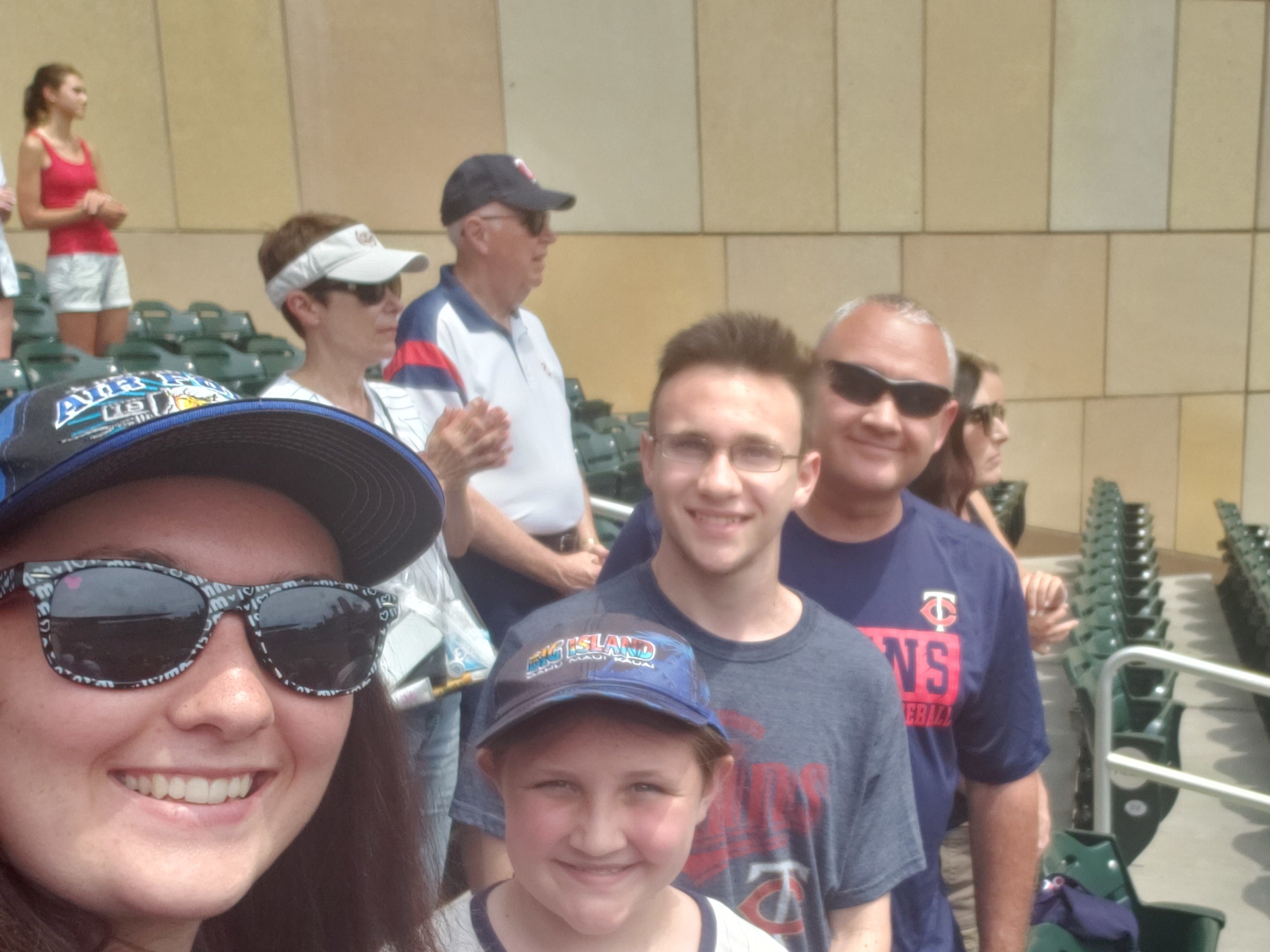 Minnesota Twins vs Texas Rangers - MLB