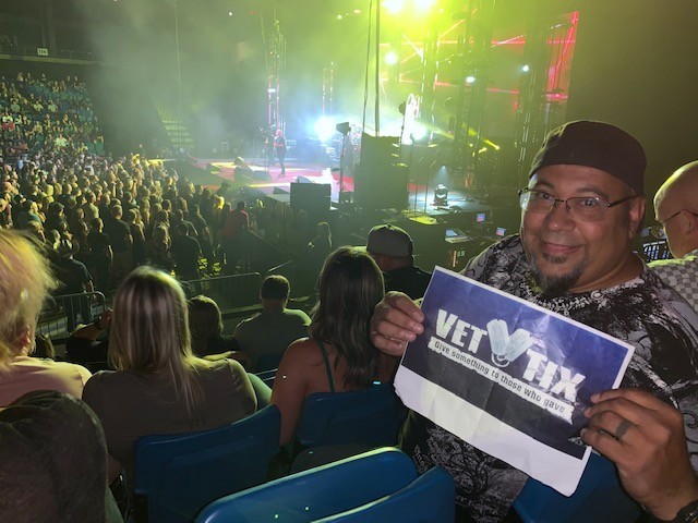 Bush & +live+ - the Altimate Tour - Alternative Rock