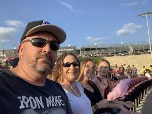 Blink-182 & Lil Wayne - Pop