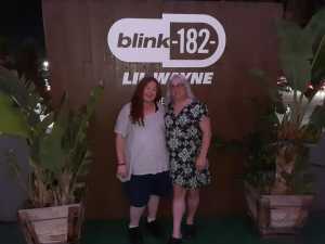 Blink-182 & Lil Wayne - Pop