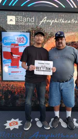 Blink-182 & Lil Wayne - Pop