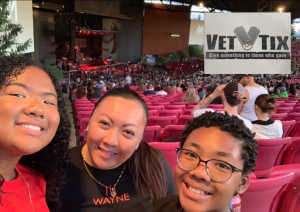 Blink-182 & Lil Wayne - Pop