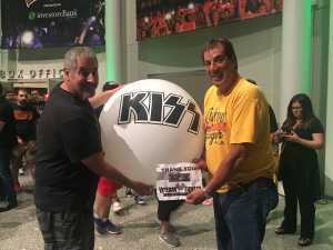 Kiss: End of the Road World Tour - Pop