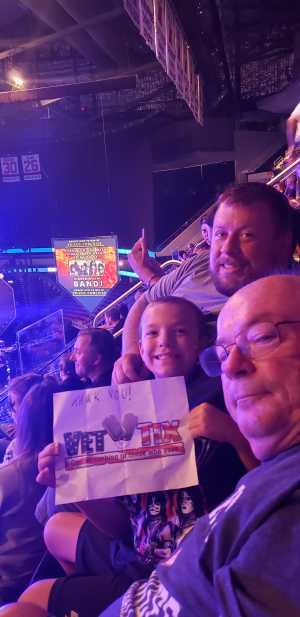 Kiss: End of the Road World Tour - Pop