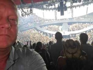 Carrie Underwood: the Cry Pretty Tour 360