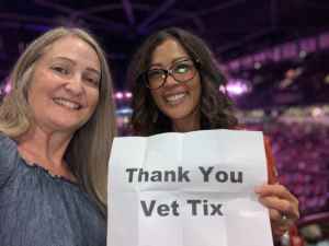 Carrie Underwood: the Cry Pretty Tour 360