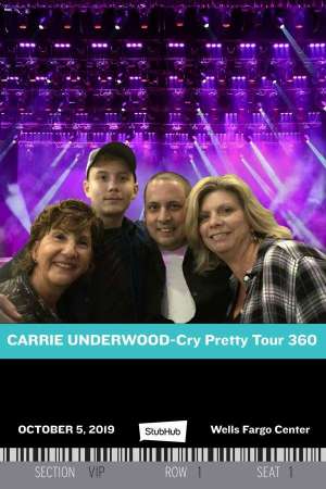 Carrie Underwood: the Cry Pretty Tour 360