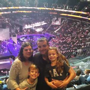 Carrie Underwood: the Cry Pretty Tour 360