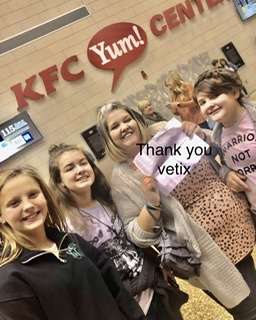 Carrie Underwood: the Cry Pretty Tour 360