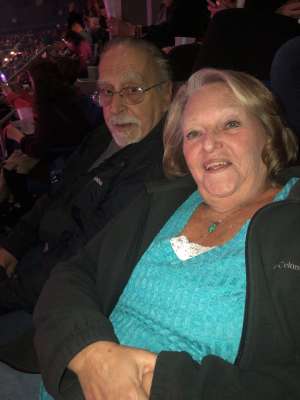 Carrie Underwood - the Cry Pretty Tour 360