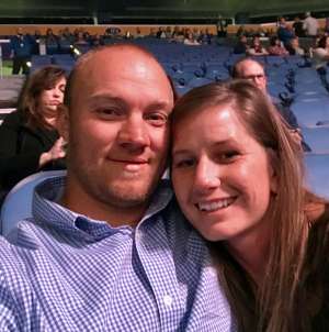 Carrie Underwood - the Cry Pretty Tour 360