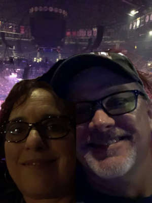 Carrie Underwood - the Cry Pretty Tour 360