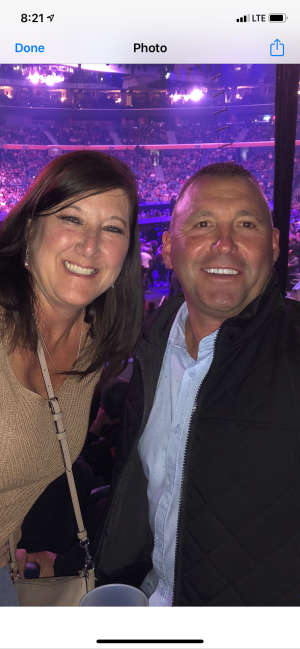 Carrie Underwood - the Cry Pretty Tour 360