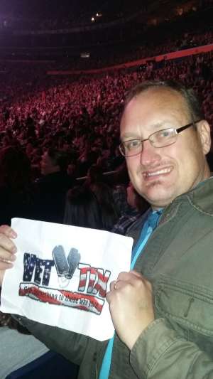 Carrie Underwood - the Cry Pretty Tour 360