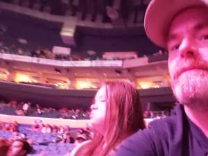 Carrie Underwood - the Cry Pretty Tour 360