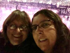 Carrie Underwood - the Cry Pretty Tour 360