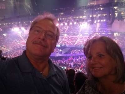 Carrie Underwood: the Cry Pretty Tour 360