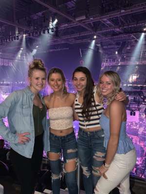 Carrie Underwood: the Cry Pretty Tour 360