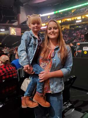 Miranda Lambert: Roadside Bars and Pink Guitars Tour