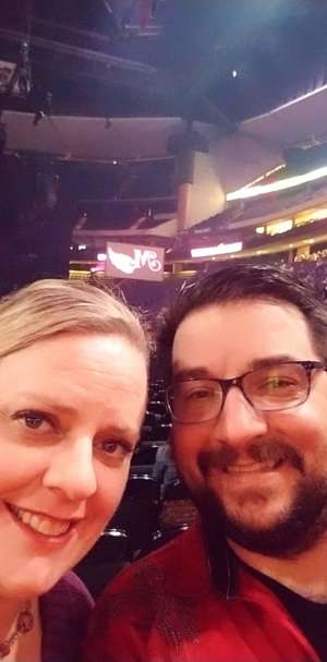 Miranda Lambert: Roadside Bars and Pink Guitars Tour