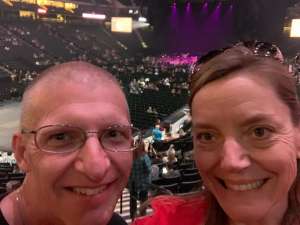 Miranda Lambert: Roadside Bars and Pink Guitars Tour