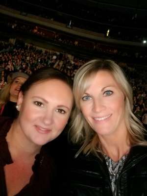 Miranda Lambert: Roadside Bars and Pink Guitars Tour