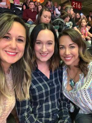 Atlive With Keith Urban and Blake Shelton