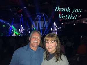 Atlive With Keith Urban and Blake Shelton