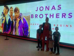 Jonas Brothers: Happiness Begins Tour